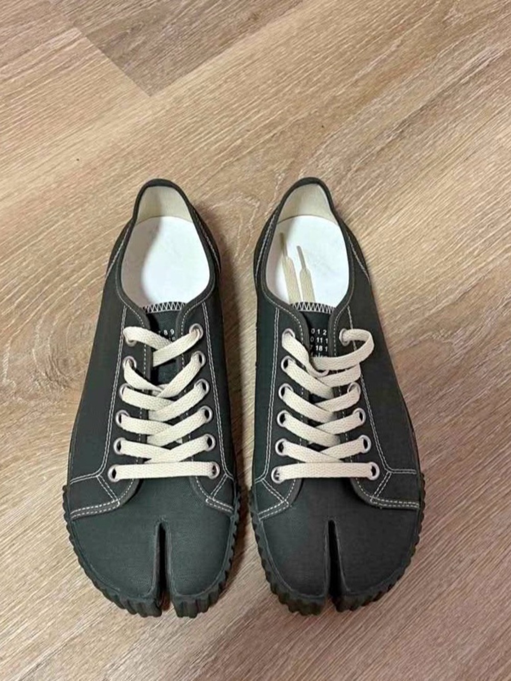 Maison Martin Margiela Split-Toe Canvas Sneakers in Black with Cream Laces